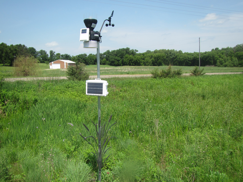 Image slide of Weather station located at Spring Lake Town Hall next to Fish Lake
